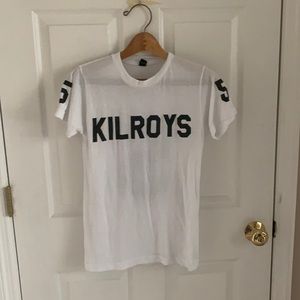 Kilroys Novelty White & Black T-shirt Featuring #5